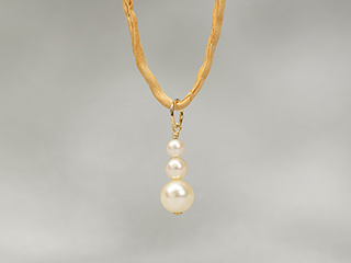 Akoya gold pearl triplets necklace /ゴールド真珠（パール）